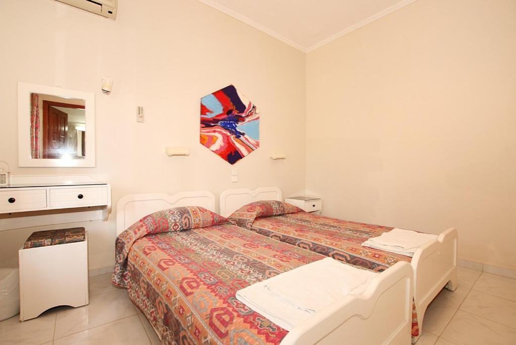 Pool Villa Grigoris Aspiotades Exterior foto